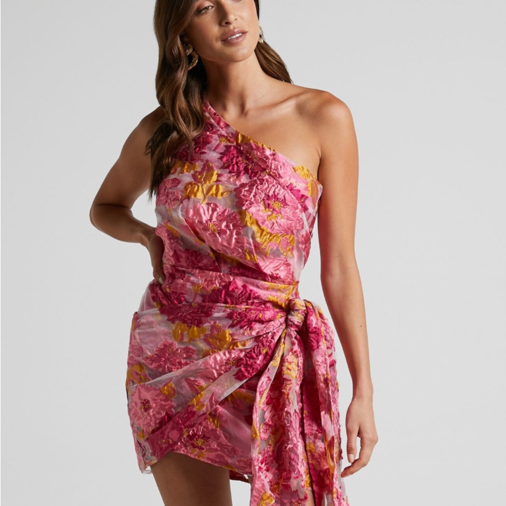 Showpo One Shoulder Floral Jacquard dress